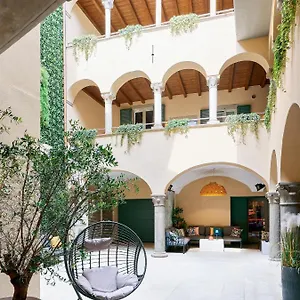 Rego - Boutique With Some Off-site In A Charming Historic District Close To Upper Town Διαμέρισμα