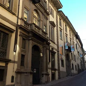 Apartament Accademia Deluxe, Bergamo
