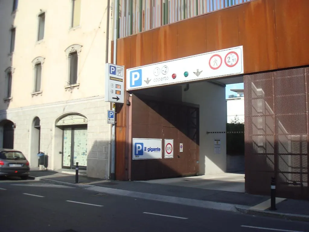 Green Bed Bergamo Guest House & Residence