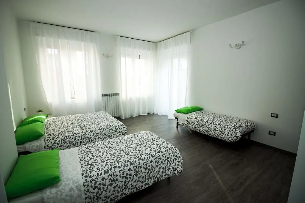 Green Bed Bergamo Guest House & Residence 0*,  Italien