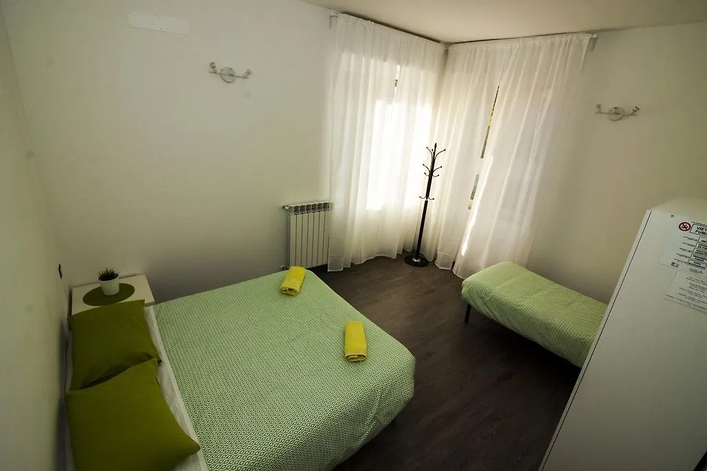 Green Bed Bergamo Guest House & Residence 0*,