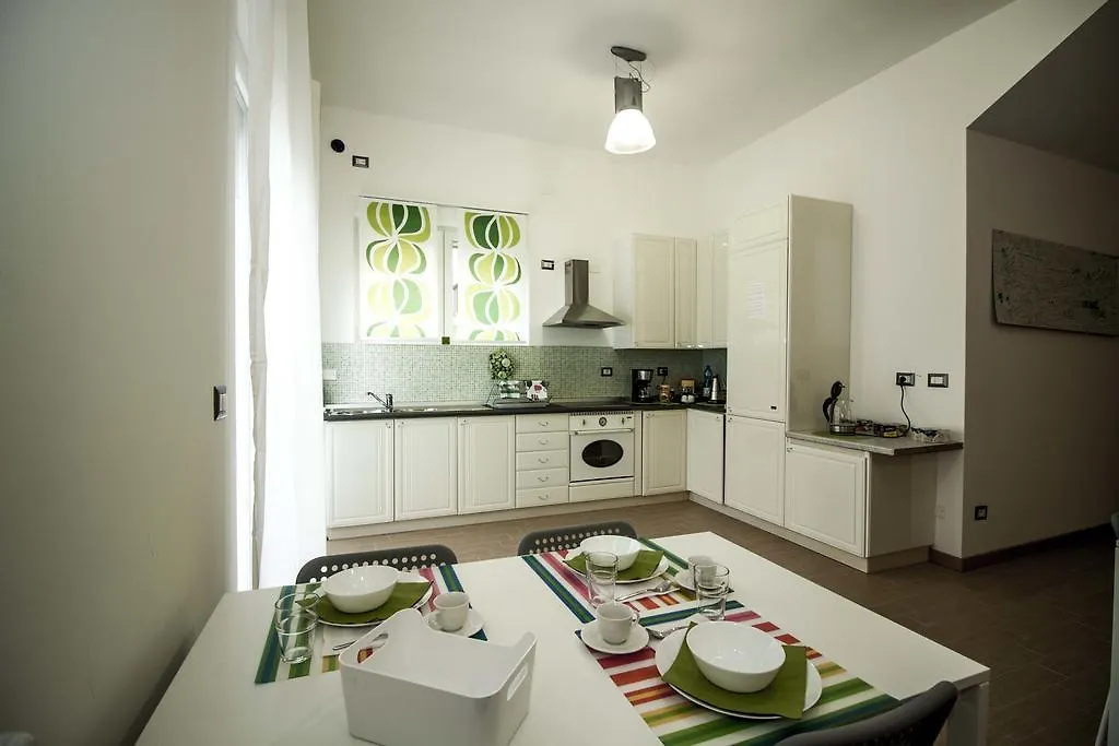 Green Bed Bergamo Guest House & Residence 0*,